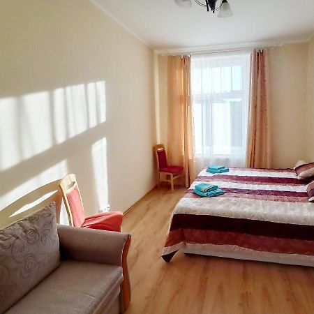 Apartments Iris Карлови Вари Екстериор снимка